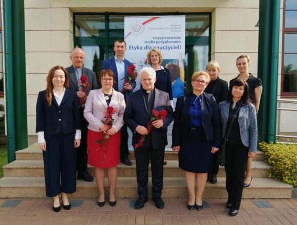 Etyka obrony fot,. K. Mikos