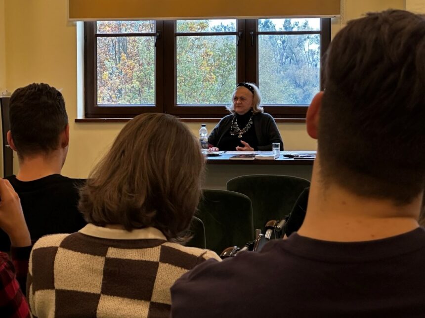 Wykład prof. Miry Modelskiej-Creech w Akademii Kultury Społecznej i Medialnej