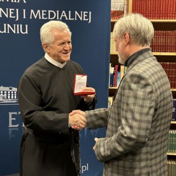 Kolejne medale 25-lecia AKSiM wręczone