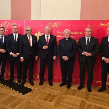 Rektor AKSiM uczestnikiem uroczystości Inauguracji Międzynarodowego  Instytutu Chemii Analitycznej Polskiej Akademii Nauk